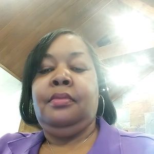 Meet your Posher, Beverly